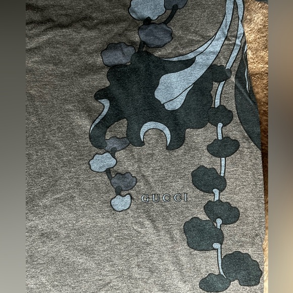 GUCCI Mens Large T Shirt grey with blue tone flowers 100% cotton - Picture 2 of 5